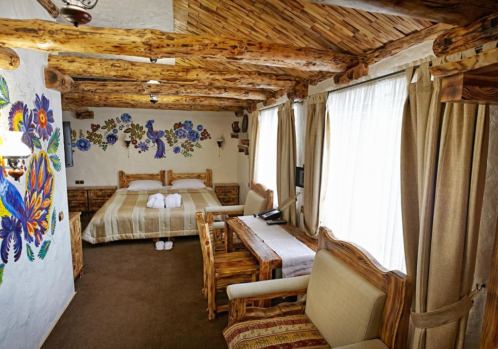 Pidkova Hotel Rivne Quarto foto