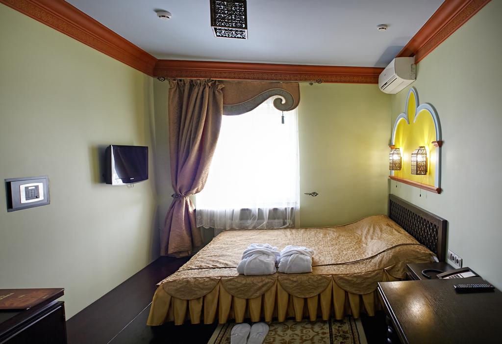 Pidkova Hotel Rivne Quarto foto